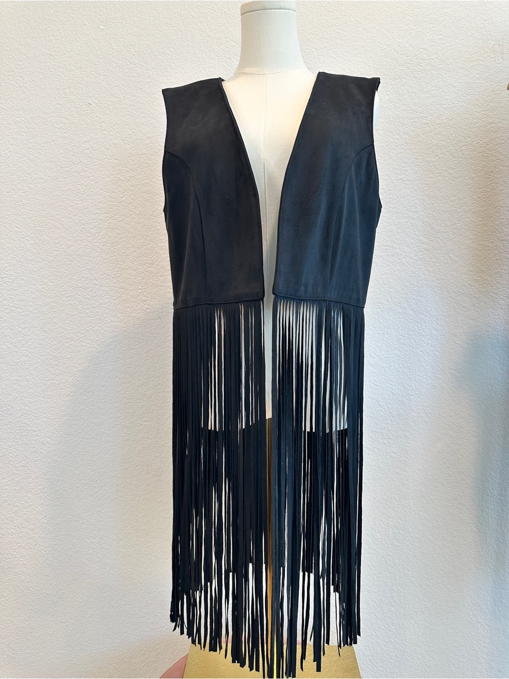 Express Black Faux Suede Fringe Vest NWOT Western Boho Festival Size Large